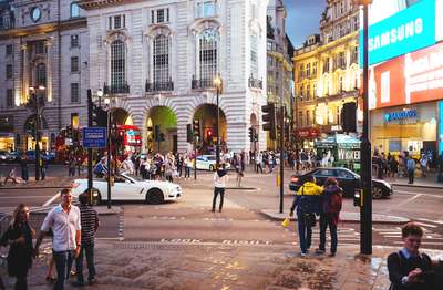 Piccadilly Circus by Jens