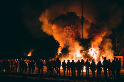 Burning The Winter... by Jens