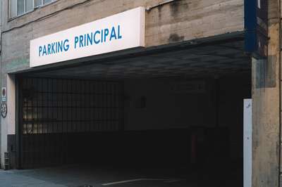 Parking Principal by Jens