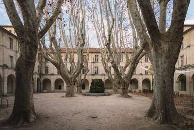 Hotel Cloitre Saint Louis by Jens