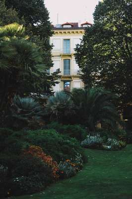 Garden Views by Jens